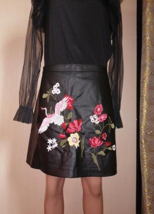 Юбка черная вышивка5 фото