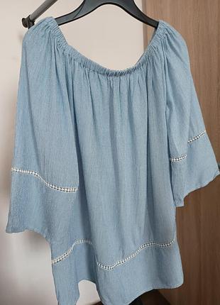 Красива, стильна блузка з макраме