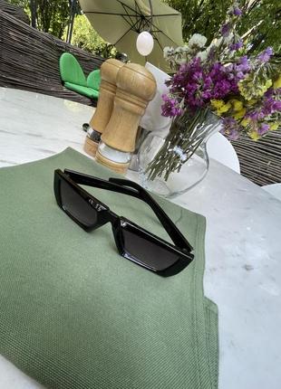 Солнцезащитные очки prada2 фото
