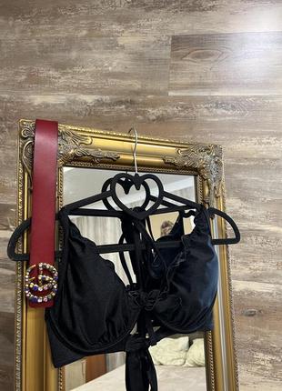 Бюст guess