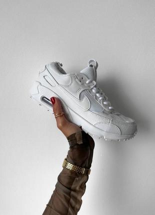 Женские кроссовки nike w air max 90 futura triple white