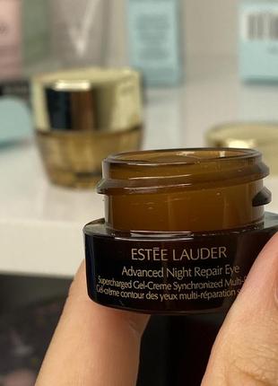 Восстанавливающий гель-крем для кожи вокруг глаз estee lauder advanced night repair eye synchronized gel-creme4 фото