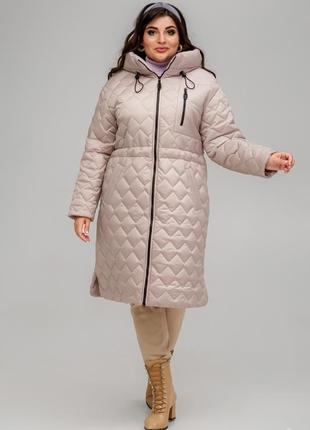 Теплое длинное демисезонное стеганое пальто куртка бежевое большие размеры7 фото