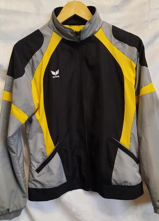 Спортивна вітровка-майстра від німецького бренда спортивного одягу erima