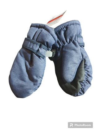 Перчатки для мальчика c&amp;а на утеплителе thinsulate 3м.1 фото