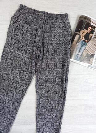 Брюки женские