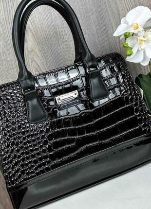 Якісна жіноча лакова чорна сумка з крокодиловим візерунком під рептилію