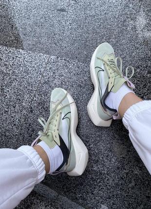 Женские кроссовки nike vista lite olive aura3 фото