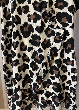 Платье в леопардовый принт boohoo 18р6 фото