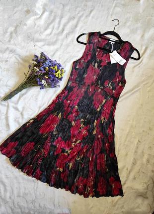 Новое с биркой гофрированно- плиссированное платье uk 189 фото