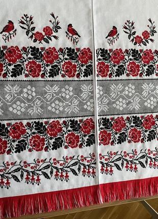 Вышитые полотенца
