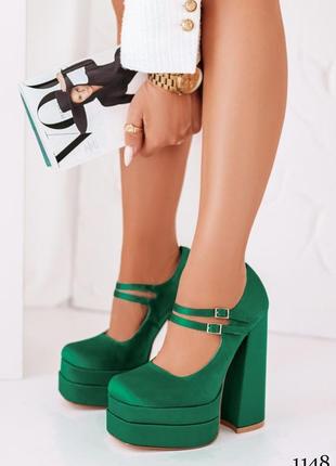 Женские зеленые туфли на высоком каблуке и платформе с квадратным носком2 фото