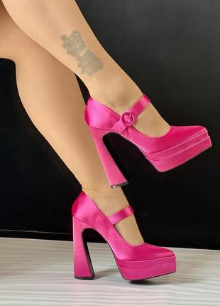 Женские туфли босоножки атласные на высоком каблуке и платформе с квадратным носком розовые малиновые