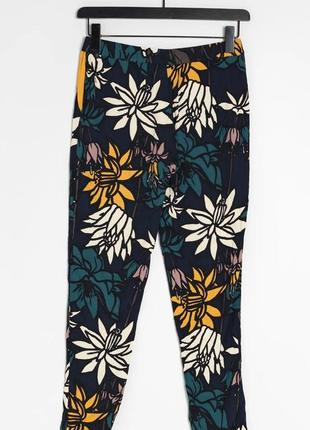 Розпродаж літнього асортименту ❤️ штани штани у квітковий принт vila слоучі повсякденні