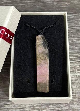 Натуральный камень родонит кулон - срез кристалла на шнурочке экошелк - оригинальный подарок парню, девушке6 фото