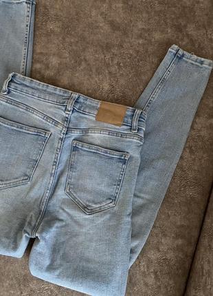 Джинсы zara