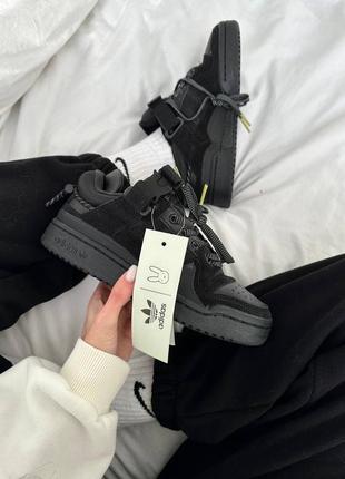 Женские кроссовки adidas forum x bad banny black