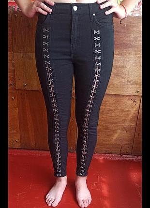 Джинсы женские "topshop moto" w28/l32 320грн