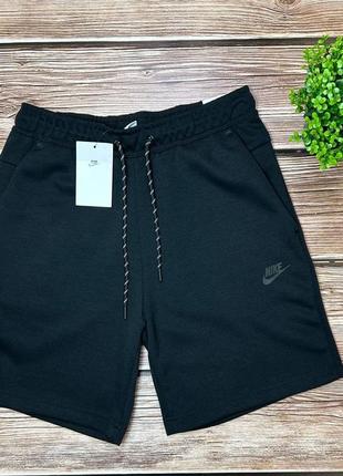 Шорти nike tech fleece