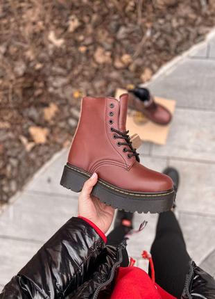 Dr. martens jadon кожаные ботинки с мехом в бордовом цвете /осень/зима/весна😍6 фото