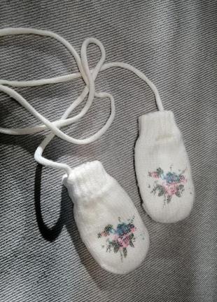 Зимові рукавички для маленьких крихіток.