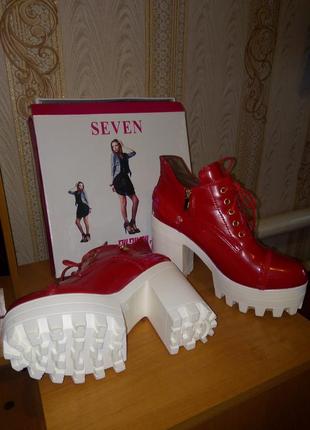 Женские лаковые красные ботинки (ботинки), полусапоги (полусапожки), 38 размера4 фото