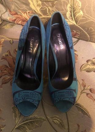 Туфлі - босоніжки