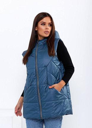 Жилет с капюшоном женский
