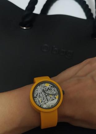 Часы o clock от o Sling bag
оригинал
