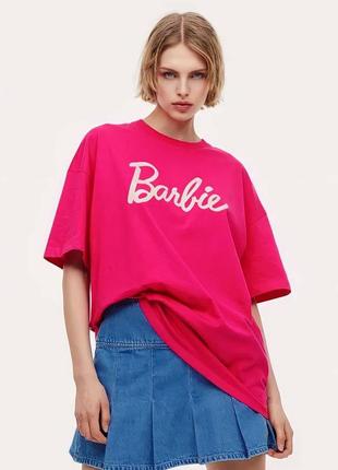 Жіноча яскрава малинова оверсайз футболка барбі barbie тренд літо 2023