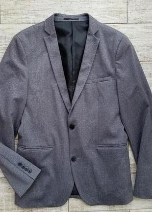 Красивый серый пиджак с узором в елочку we (m)