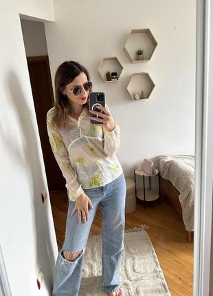 Дуже красива брендова блуза