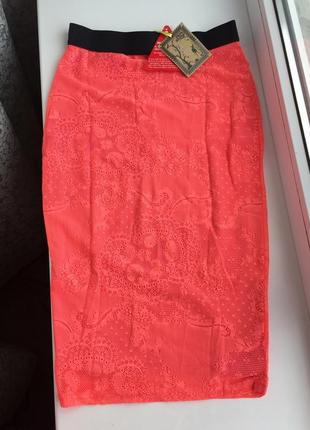 Кружевная новая юбка love label коралловая карандаш, спідниця5 фото