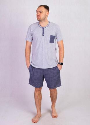 Домашний мужской комплект из футболки и шорт серый однотон1 фото
