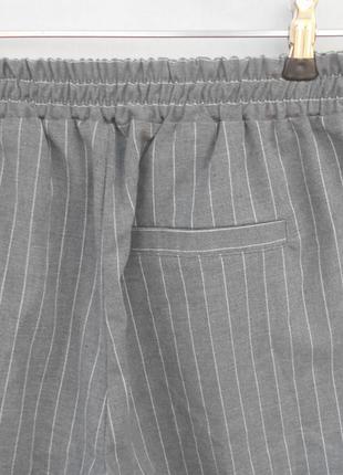 Базові сірі штани в смужку висока посадка3 фото