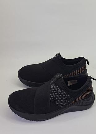 Нові оригінальні мокасини кросівки жіночі crivit yoga trainers. розмір 36 / 23 см.