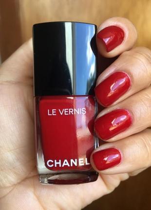 Лак chanel 528 rouge puissant