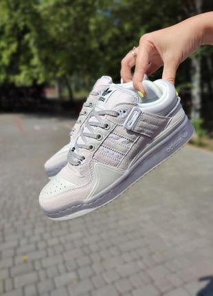 Жіночі кросівки adidas forum x bad bunny light grey