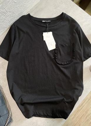 Черная футболка от zara
