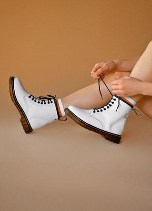 Женские ботинки dr. martens  доктор мартинс