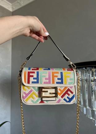 Женская сумка fendi mini beige1 фото