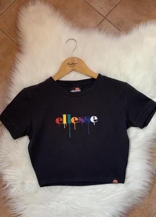 Классный кроп топ от ellesse оригинал