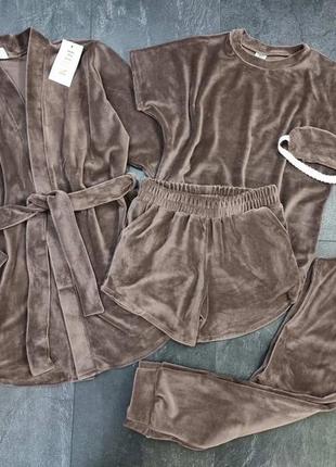 Велюровая пижама для девочек