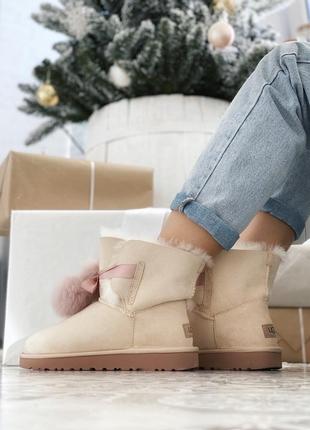 Теплые угги ugg classic pom pom (оригинал)4 фото