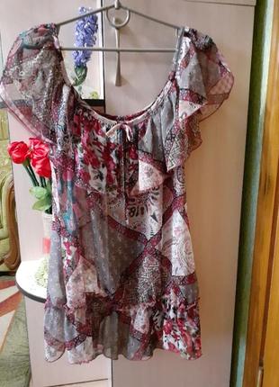 Красива блуза