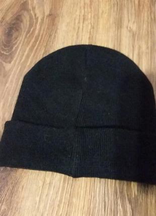 Шапка с вышивкой