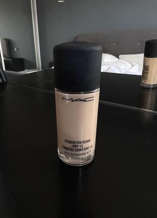 Тональний крем mac studio fix fluid spf15