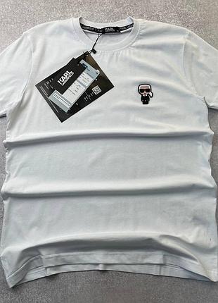 Чоловіча футболка