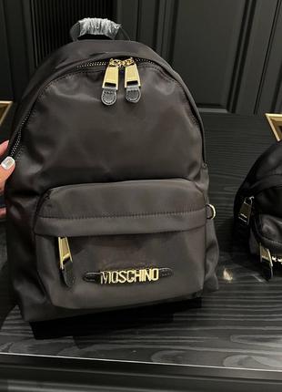 Рюкзак moschino