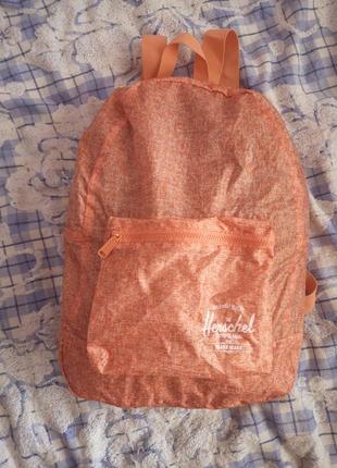 Оранжевый рюкзак herschel